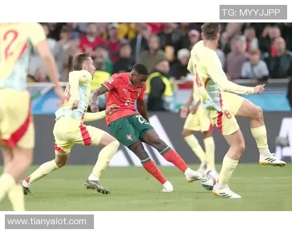 重温经典对决西班牙与葡萄牙激战回顾与精彩瞬间分析