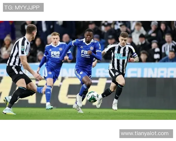 足球南安普顿对决强敌全力争胜精彩赛事一触即发