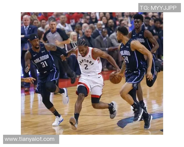 首轮对决魔术挑战猛龙谁能在季后赛中脱颖而出