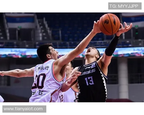 2016至2017赛季CBA新疆队与江苏队精彩对决回顾与分析
