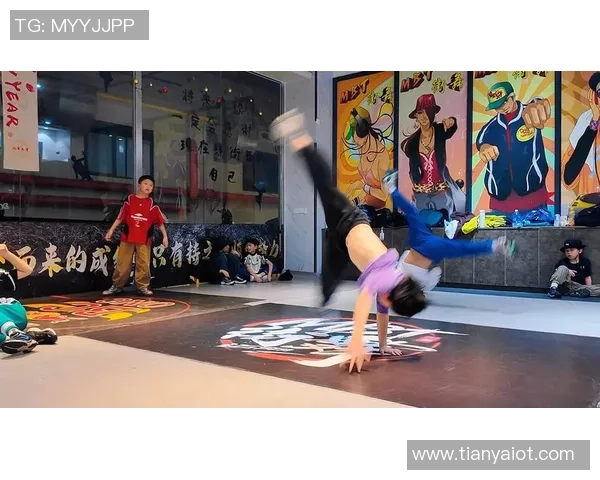 广州街舞队逆袭之旅全纪录：从默默无闻到舞台之巅的奋斗故事MBA