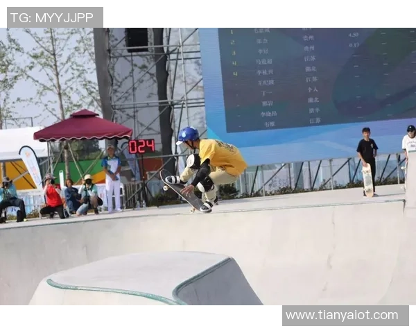 杭州极限运动队在世界滑板锦标赛中以96分领先其他队伍勇夺积分榜首位