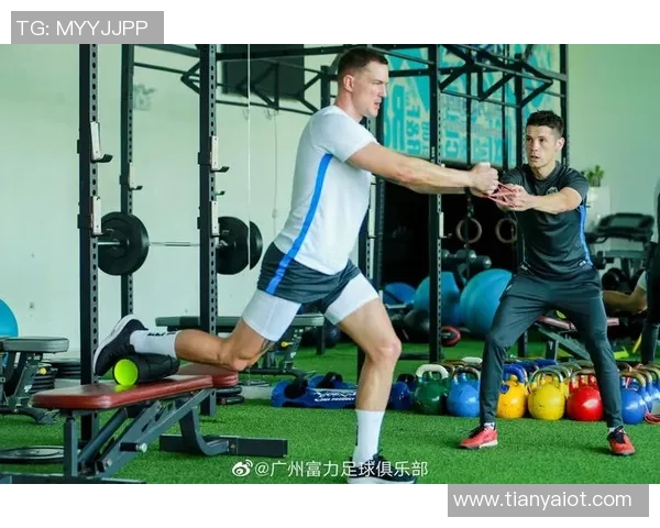 广州足球队进攻革新全解析新战术新思维助力球队崛起